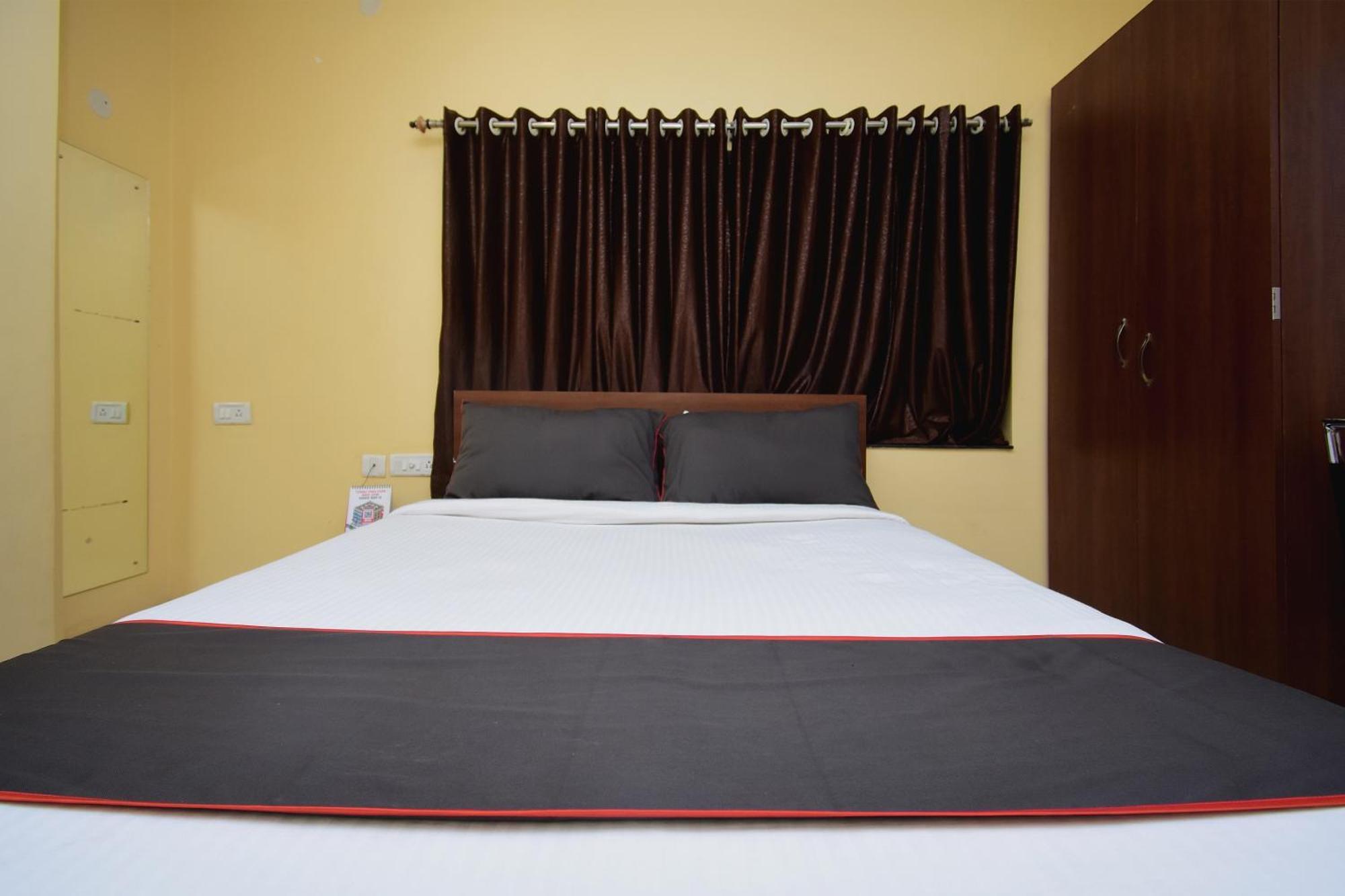 Super Collection O Gokul Residency Near Emami City Dumdum Opposite Raja Palace Hotel Dum Dum Exterior foto